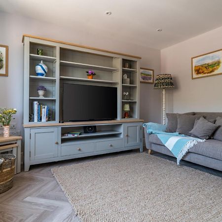 Fleming Cottage - Contemporary Cotswold Home Upper Rissington Eksteriør bilde