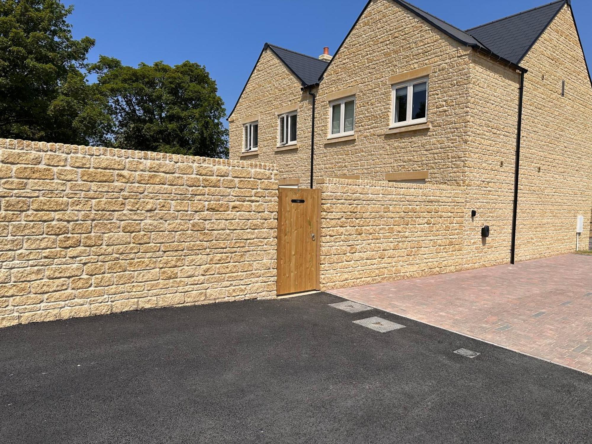 Fleming Cottage - Contemporary Cotswold Home Upper Rissington Eksteriør bilde